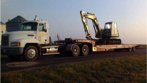 Heavy Equipment Hauling Kewanee, IL