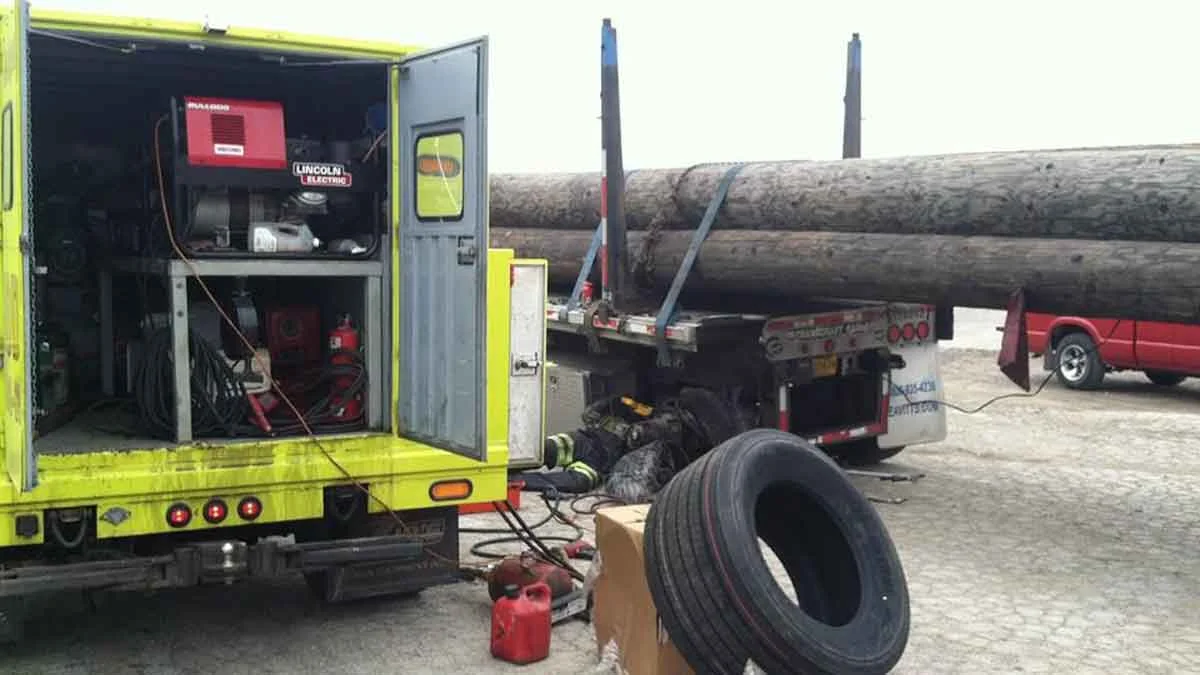 Semi Recovery Northwest IL